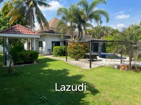 GROVE RESIDENCES : 4 bed Bali Style pool villa
