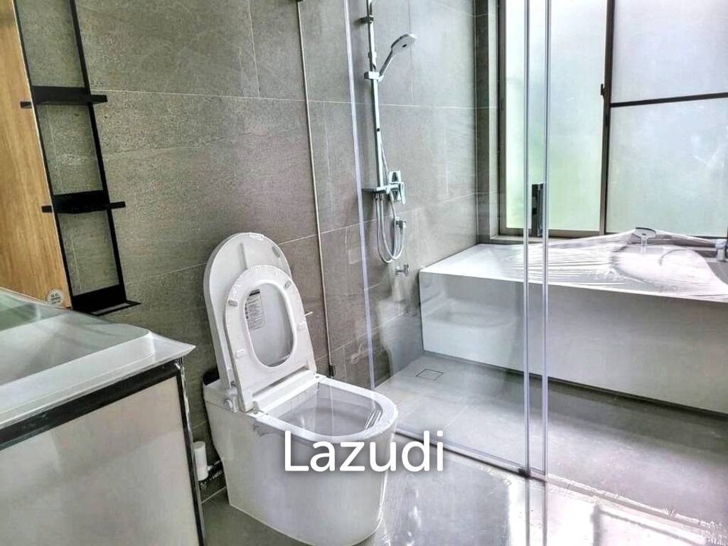 3 Beds 4 Baths 324 SQ.M VIVE Rama 9