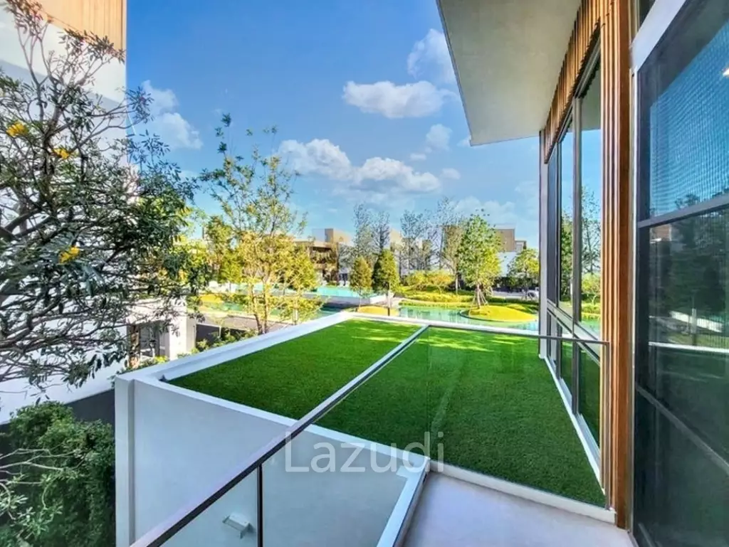 3 Beds 4 Baths 324 SQ.M VIVE Rama 9