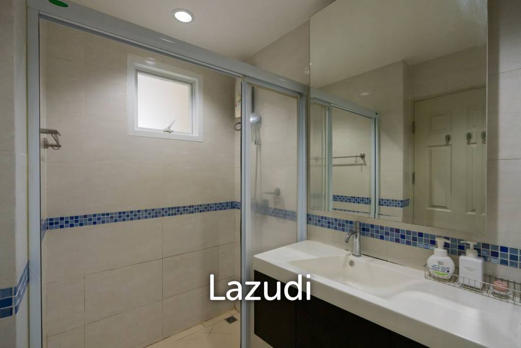 1 Bed 1 Bed 36.8 SQ.M Life@Sathon10