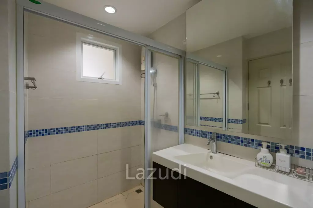 1 Bed 1 Bed 36.8 SQ.M Life@Sathon10