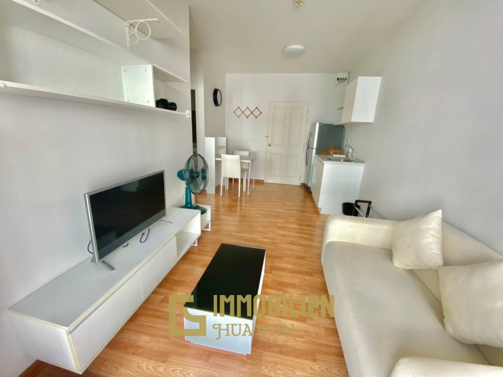 1 bedroom 1 baht condo : The Trust Condo Hua Hin