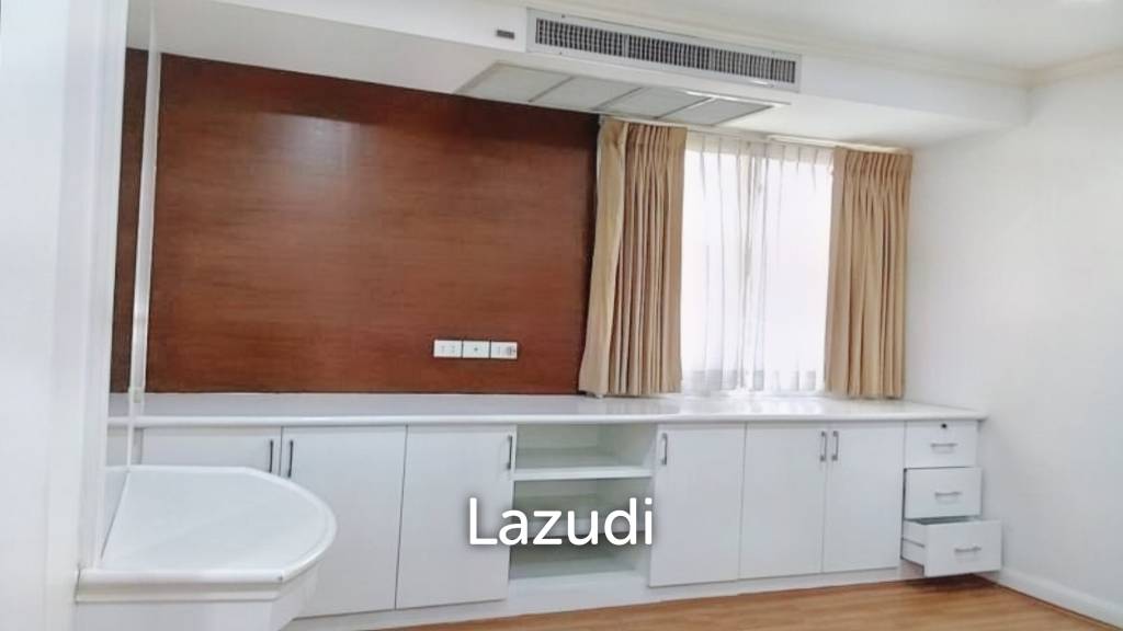 2 Bed 2 Bath 132.91 SQ.M Baan Suanpetch
