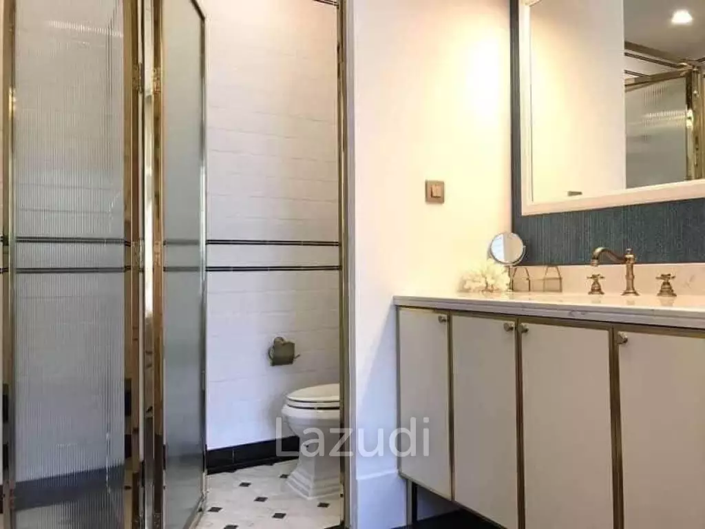 1 Bed 2 Bath 55SQ.M  Grand Florida Beach Front Condo Resort Pattaya