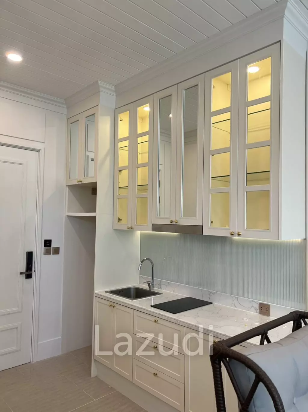 1 Bed 2 Bath 55SQ.M  Grand Florida Beach Front Condo Resort Pattaya