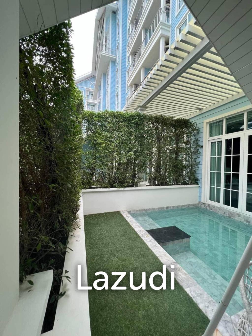 1 Bed 2 Bath 55SQ.M  Grand Florida Beach Front Condo Resort Pattaya