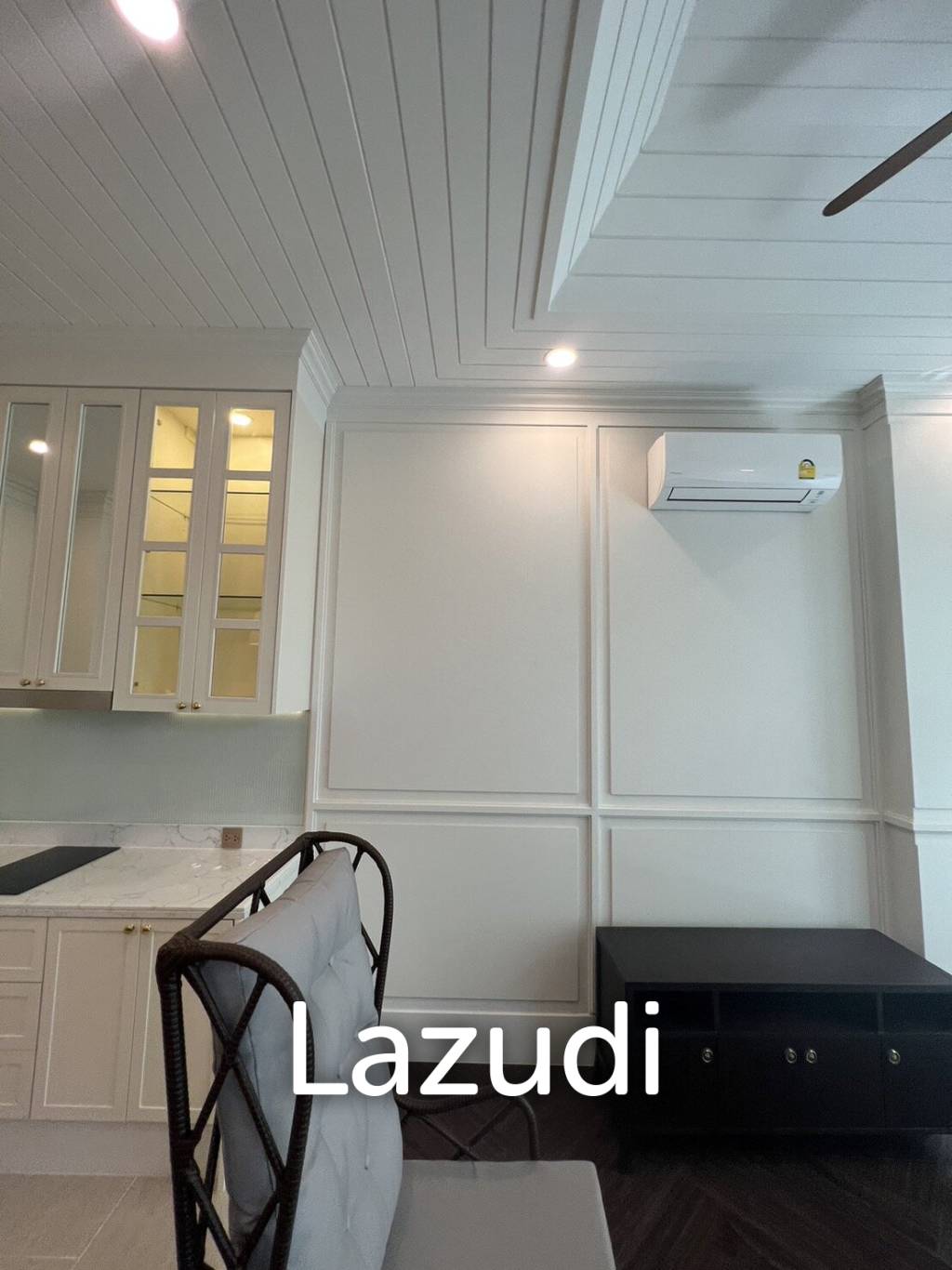 1 Bed 2 Bath 55SQ.M  Grand Florida Beach Front Condo Resort Pattaya
