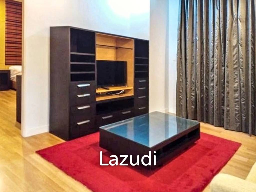 1 Bed 1 Bath 69 SQ.M Urbana Sathorn
