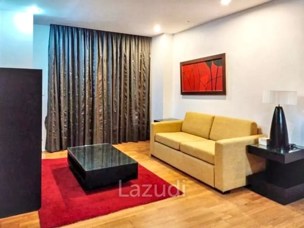 1 Bed 1 Bath 69 SQ.M Urbana Sathorn