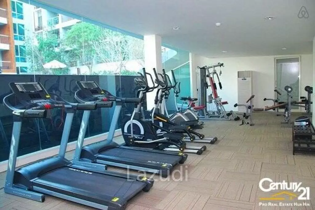 1 Bed Condo with Pool View
