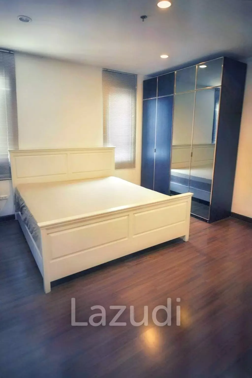 2 Bed 104 SQ.M Supalai Premier Ratchathewi