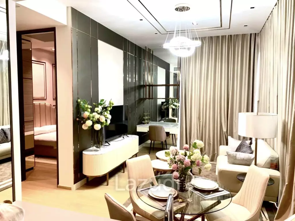 2 Bed 2 Bath 86 SQ.M  AT 28 Chidlom