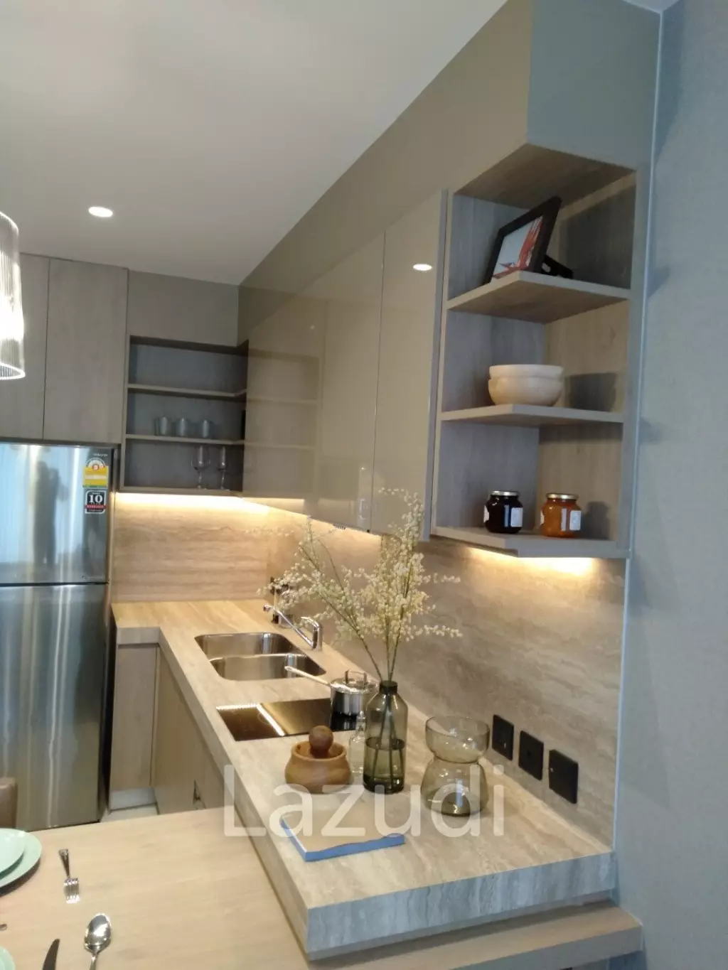 1 Bed 1 Bath 50 SQ.M Sky Residence Thonglor 25