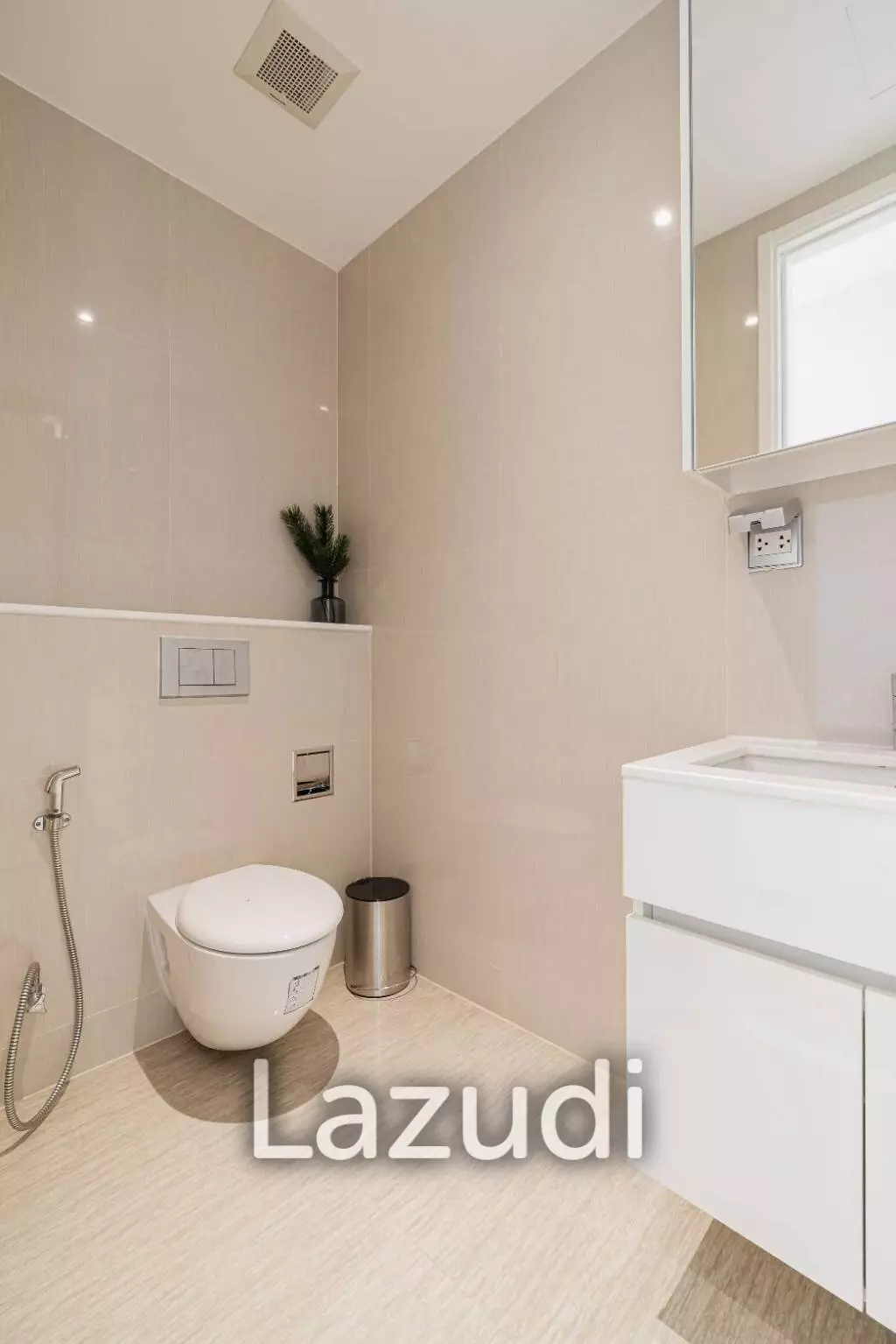 2 Bed 2 Bath 59 SQ.M H Sukhumvit 43