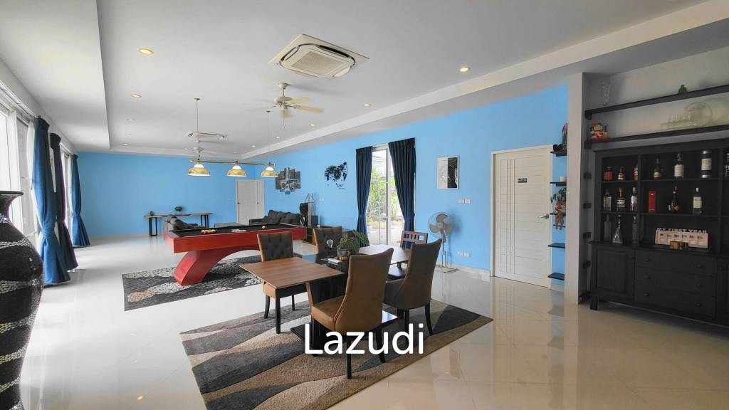 3,200 Sqm 3 Bed 5 Bath Villa For Sale