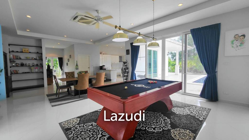 3,200 Sqm 3 Bed 5 Bath Villa For Sale