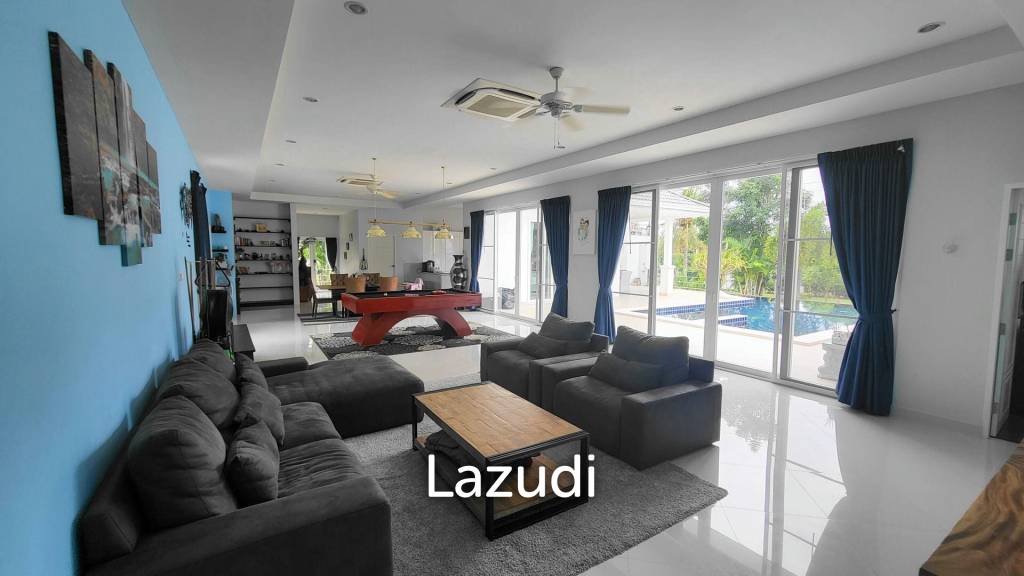 3,200 Sqm 3 Bed 5 Bath Villa For Sale