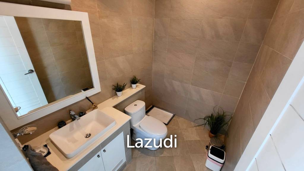 3,200 Sqm 3 Bed 5 Bath Villa For Sale