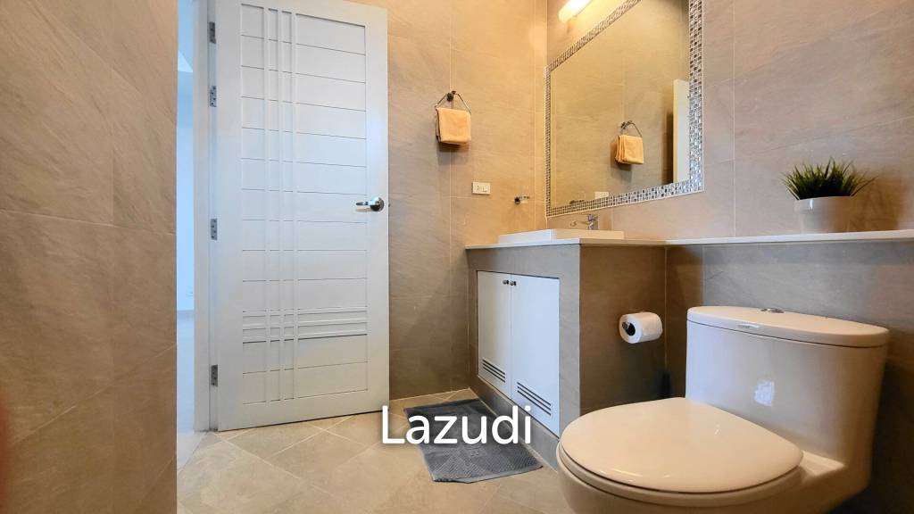 3,200 Sqm 3 Bed 5 Bath Villa For Sale