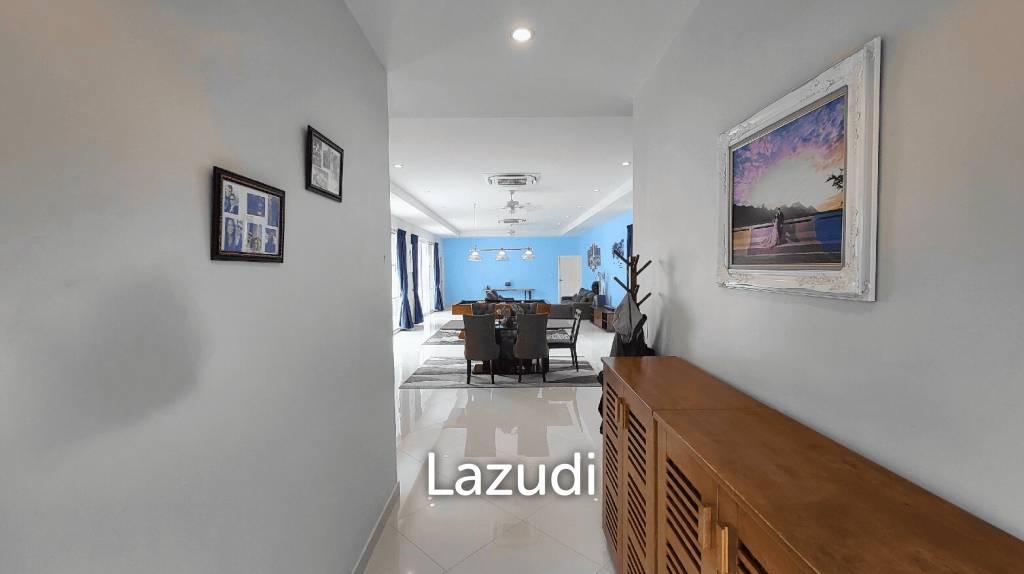 3,200 Sqm 3 Bed 5 Bath Villa For Sale