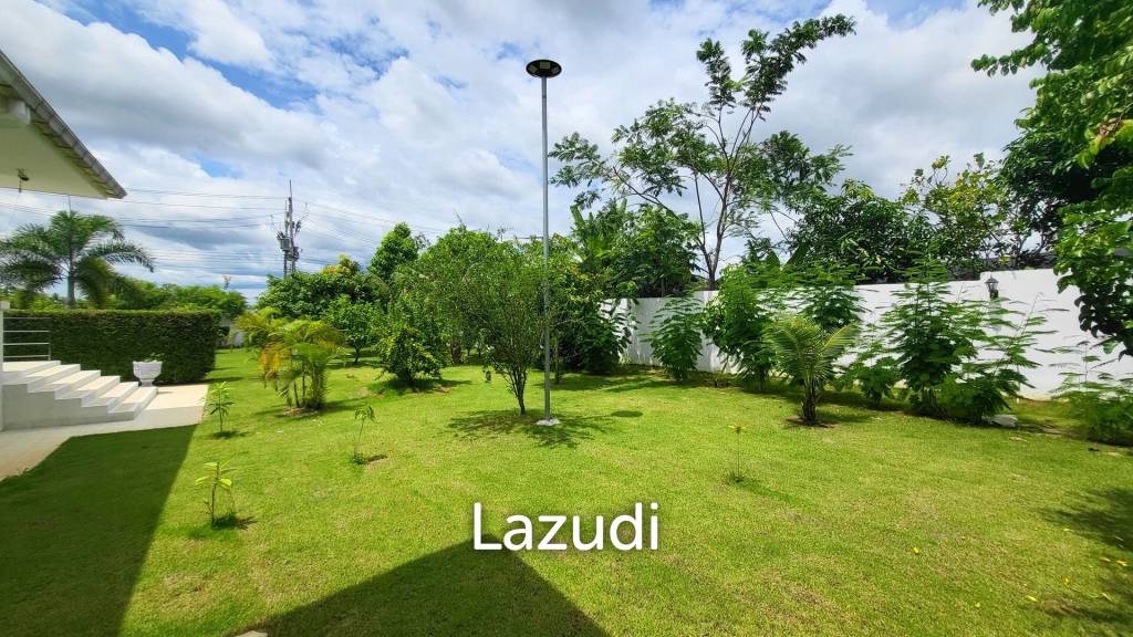 3,200 Sqm 3 Bed 5 Bath Villa For Sale