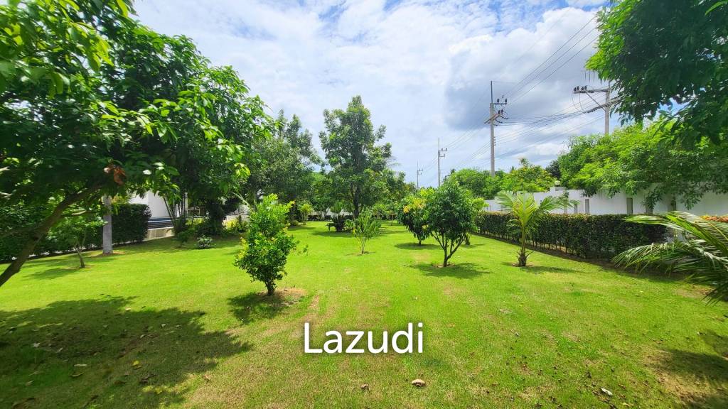 3,200 Sqm 3 Bed 5 Bath Villa For Sale