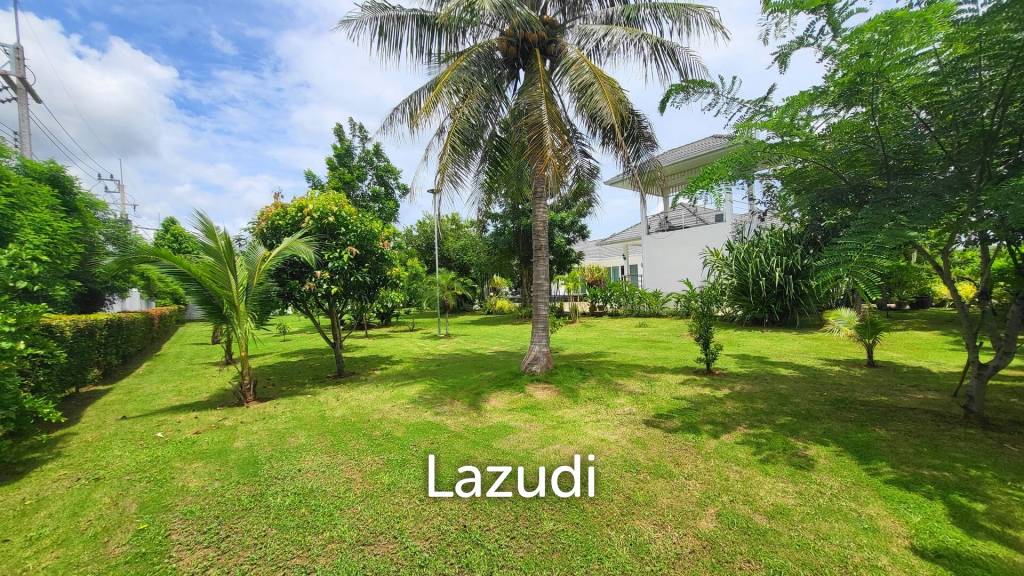 3,200 Sqm 3 Bed 5 Bath Villa For Sale