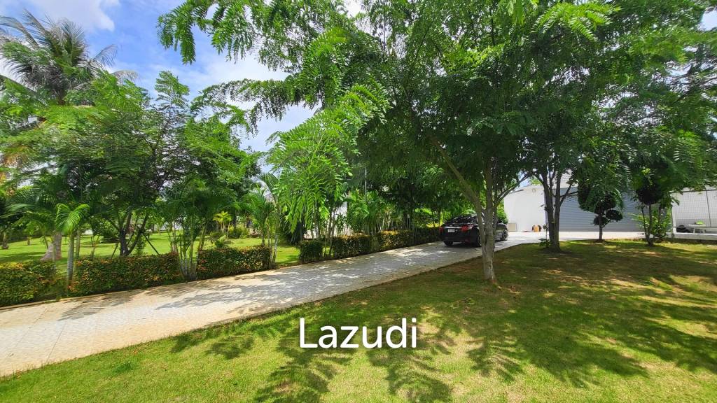 3,200 Sqm 3 Bed 5 Bath Villa For Sale