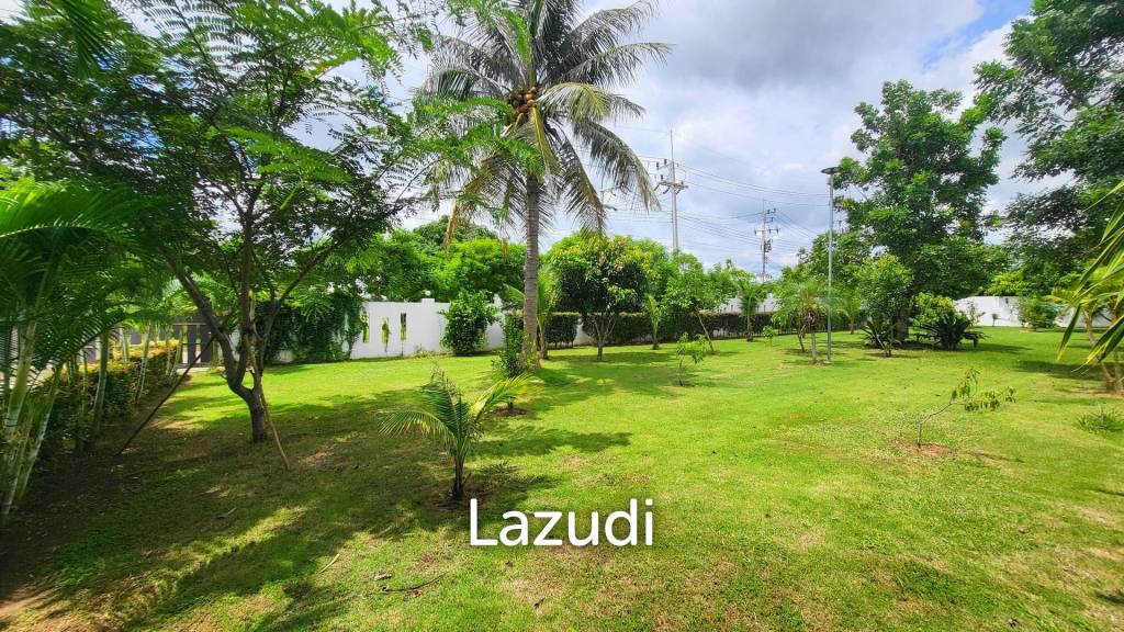 3,200 Sqm 3 Bed 5 Bath Villa For Sale