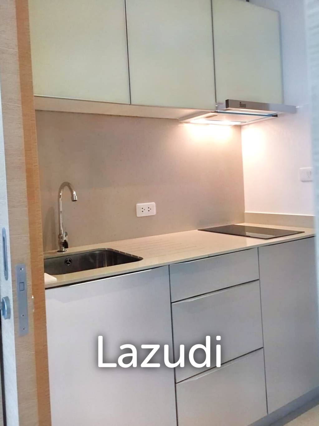 Studio 1 Bath 28 SQ.M The Lofts Ekkamai