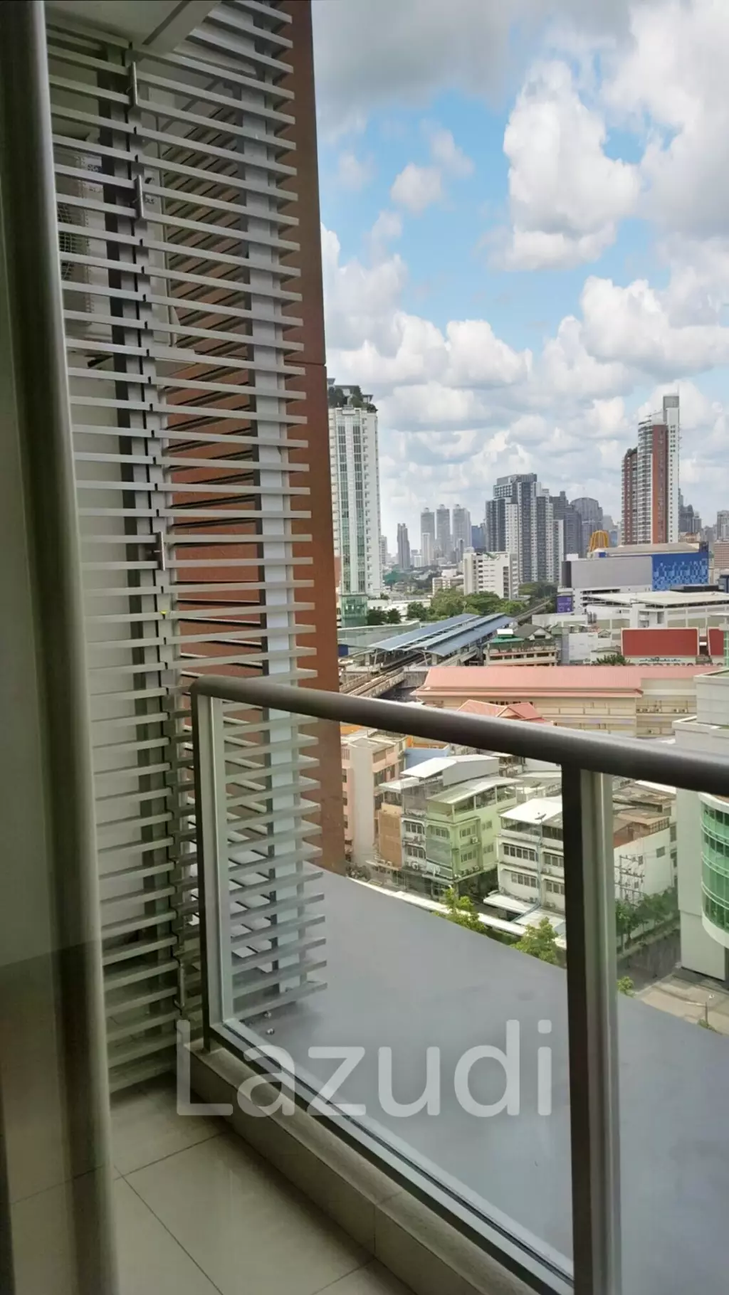 Studio 1 Bath 28 SQ.M The Lofts Ekkamai