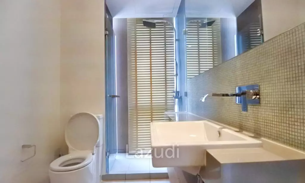 2 Bed 1 Bath 63 SQ.M The Lofts Ekkamai