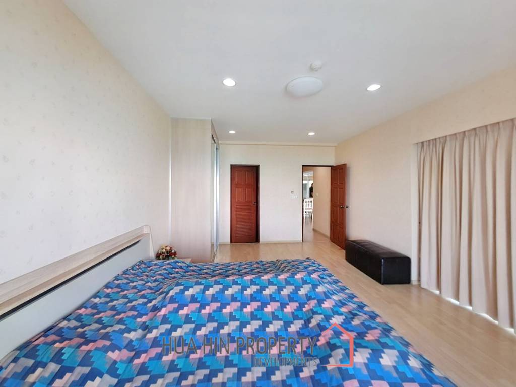 3 Bed 3 Baht 178.58 SQ.M Krisadanakorn Condotel.