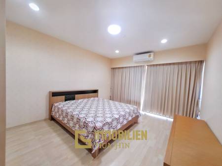 3 Bed 3 Baht 178.58 SQ.M Krisadanakorn Condotel.