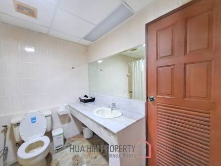 3 Bed 3 Baht 178.58 SQ.M Krisadanakorn Condotel.