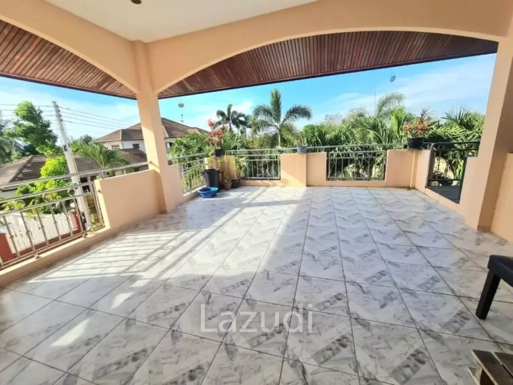 Pool villa in Bang Saray
