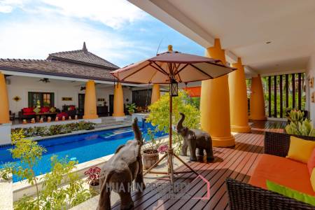 Bali Style Villa on Big Plot in Great Location!