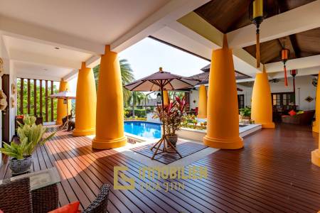 Bali Style Villa on Big Plot in Great Location!