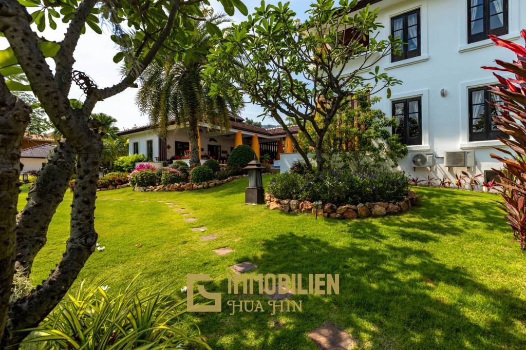 Bali Style Villa on Big Plot in Great Location!