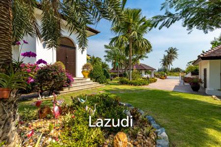 Bali Style Villa on Big Plot in Great Location!