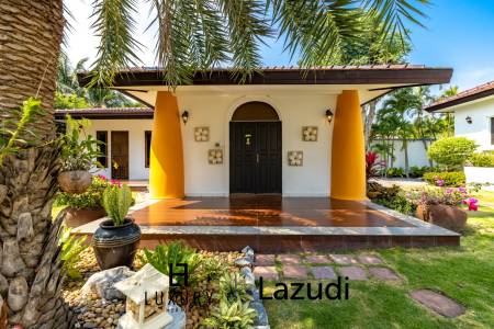 Bali Style Villa on Big Plot in Great Location!