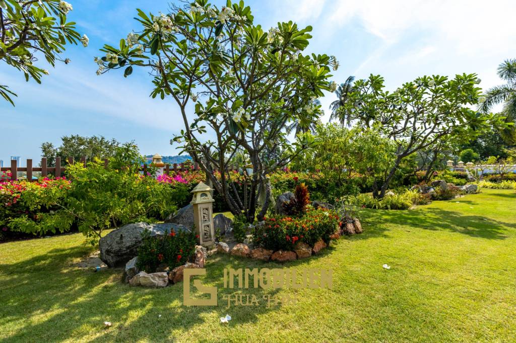 Bali Style Villa on Big Plot in Great Location!