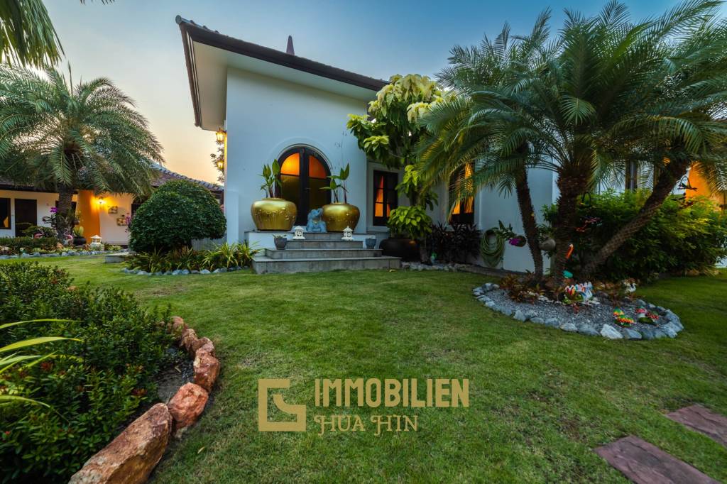 Bali Style Villa on Big Plot in Great Location!