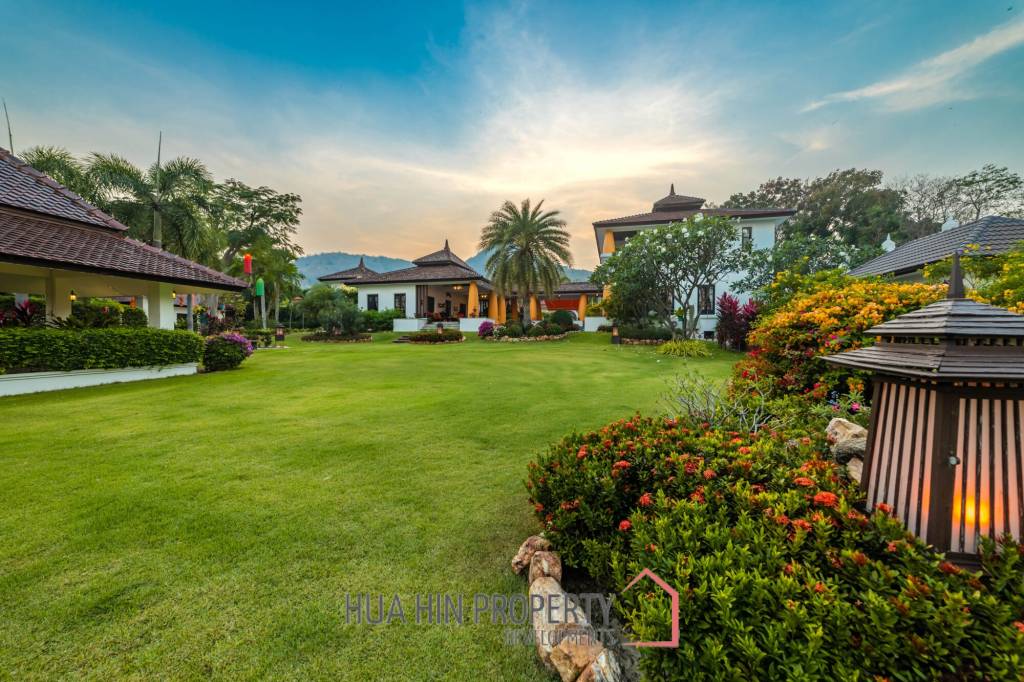 Bali Style Villa on Big Plot in Great Location!