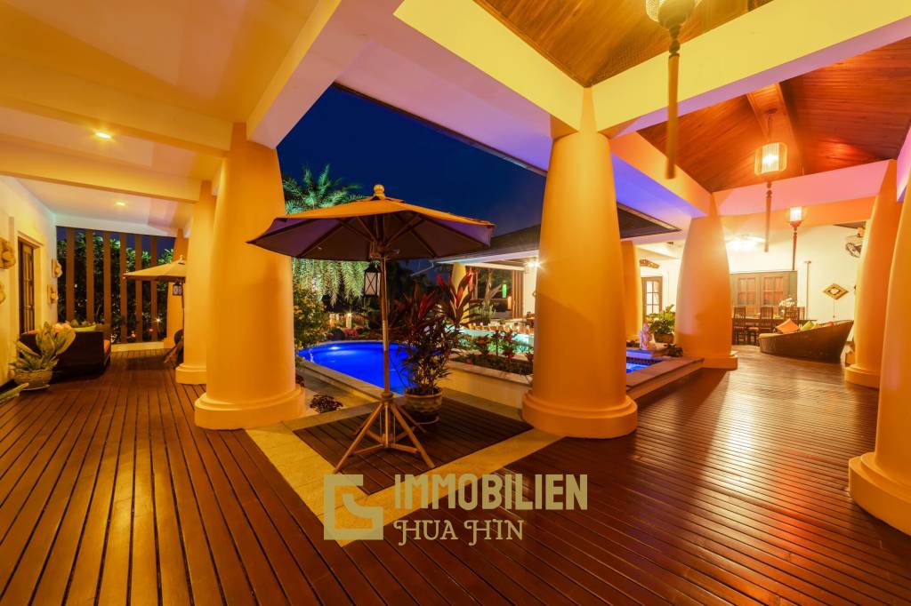 Bali Style Villa on Big Plot in Great Location!