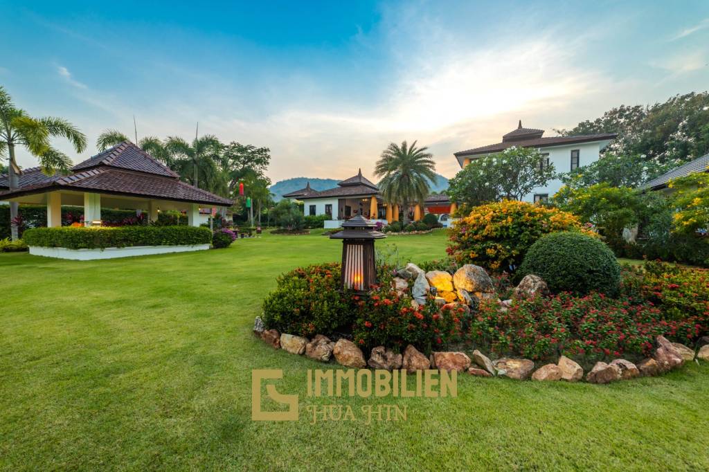 Bali Style Villa on Big Plot in Great Location!