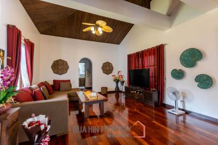 Bali Style Villa on Big Plot in Great Location!
