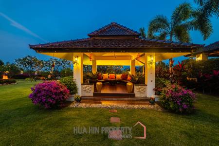 Bali Style Villa on Big Plot in Great Location!