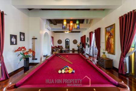 Bali Style Villa on Big Plot in Great Location!