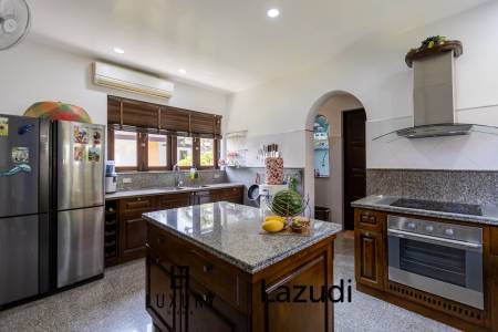 3,200 metro cuadrado 6 ` 5 Baño Villa de Venta